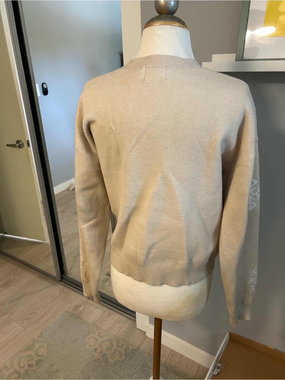 Beige Holiday Cardigan Sweater with Festive Character Embroidery - Picture 3 of 7